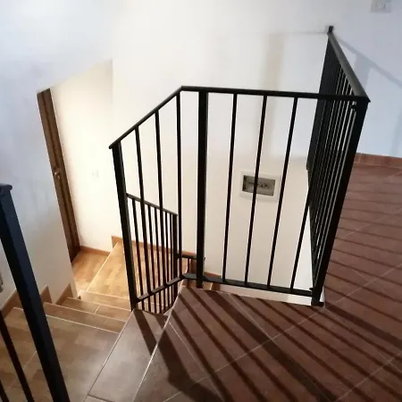 Casa A Torre - Centro Gangi